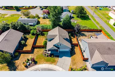 409 Shannon Avenue, Sedro Woolley, WA 98284 - Photo 32