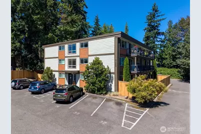 7505 212th Street SW #C102, Edmonds, WA 98026 - Photo 30