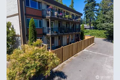 7505 212th Street SW #C102, Edmonds, WA 98026 - Photo 32
