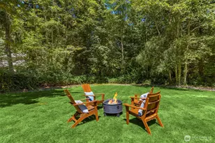 8960 NE Day Rd, Bainbridge Island, WA 98110 - Photo 22