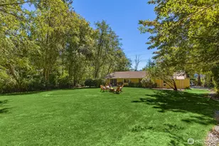8960 NE Day Rd, Bainbridge Island, WA 98110 - Photo 26