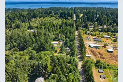 8960 NE Day Road, Bainbridge Island, WA 98110 - Photo 32