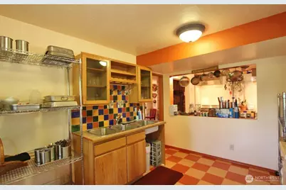 739 NE Woods Court, Bremerton, WA 98311 - Photo 22