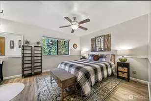 739 NE Woods Ct, Bremerton, WA 98311 - Photo 10