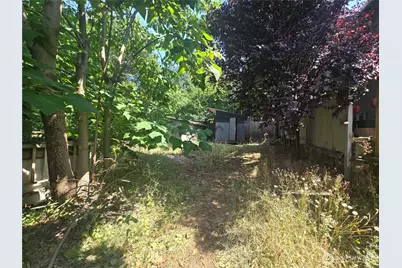 9704 8th Avenue NE, Seattle, WA 98115 - Photo 2