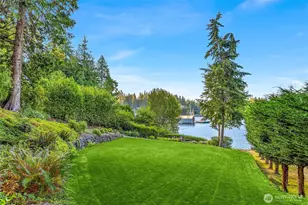 8300 NE Hidden Cove Rd, Bainbridge Island, WA 98110 - Photo 26
