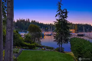 8300 NE Hidden Cove Rd, Bainbridge Island, WA 98110 - Photo 38