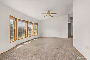 1229 Searle Dr, Centralia, WA 98531 - Photo 6