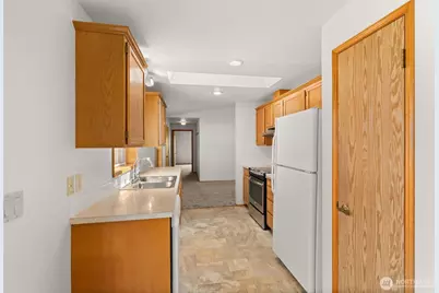 1229 Searle Drive, Centralia, WA 98531 - Photo 10