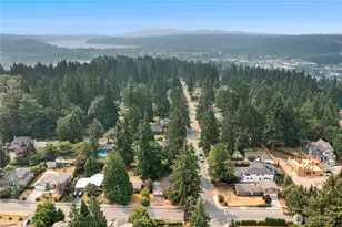 17103 NE 95th St, Redmond, WA 98052 - Photo 16
