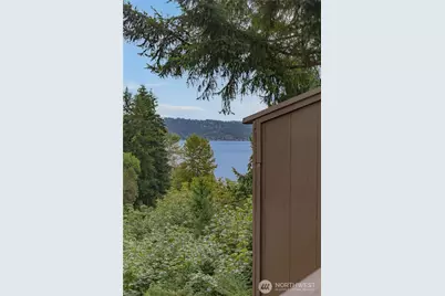 104 168th Avenue NE, Bellevue, WA 98008 - Photo 26