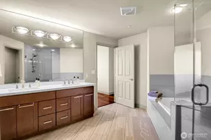 2319 1st Ave, Seattle, WA 98121 - Photo 14