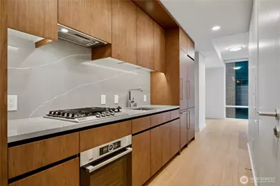 121 Stewart Street #1306, Seattle, WA 98101 - Photo 4