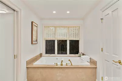 1365 92nd Avenue NE, Clyde Hill, WA 98004 - Photo 24