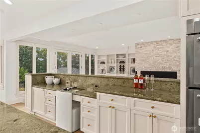 1365 92nd Avenue NE, Clyde Hill, WA 98004 - Photo 18