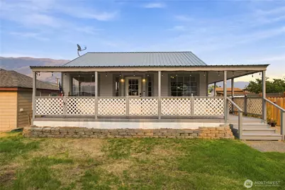 16 Freemont Avenue, Rock Island, WA 98850 - Photo 1