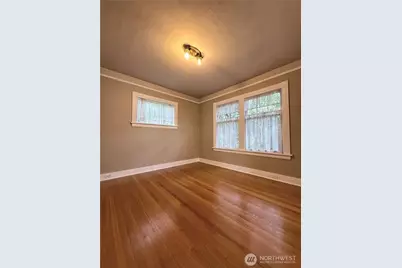 7011 14 Th Avenue NE, Seattle, WA 98115 - Photo 14