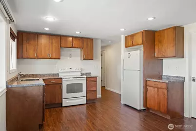 8102 E Seaview Drive, Port Orchard, WA 98366 - Photo 22