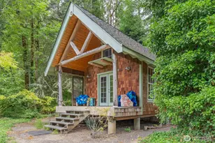 14231 SE Beaver Dr, Rainier, WA 98576 - Photo 1