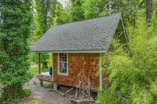 14231 SE Beaver Dr, Rainier, WA 98576 - Photo 2
