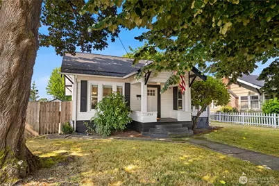 1702 Griffin Avenue, Enumclaw, WA 98022 - Photo 2