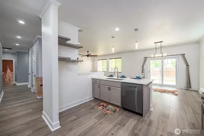 1308 W Bonneville St, Moses Lake, WA 98837 - Photo 6