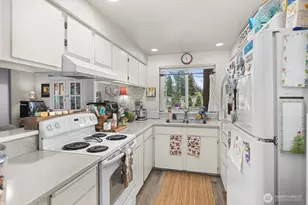 8134 212th St SW, Edmonds, WA 98026 - Photo 6