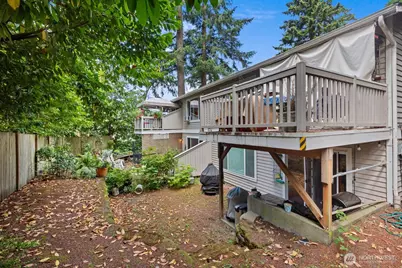 8134 212th Street SW, Edmonds, WA 98026 - Photo 2