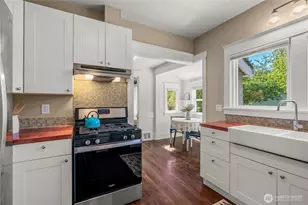724 S Cushman Ave, Tacoma, WA 98405 - Photo 8