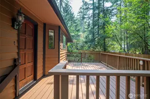 140 N Dow Creek Dr, Hoodsport, WA 98548 - Photo 2
