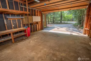 140 N Dow Creek Dr, Hoodsport, WA 98548 - Photo 4