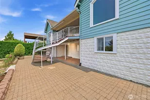 1209 S Sunset Dr, Tacoma, WA 98465 - Photo 4
