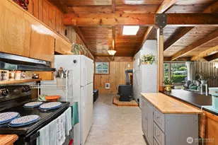 10013 Barnes Ln S, Tacoma, WA 98444 - Photo 8