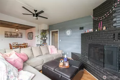413 E Orcas Avenue, Port Angeles, WA 98362 - Photo 6