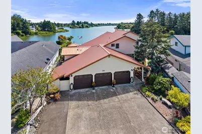 360 Wildwood Avenue SE, Ocean Shores, WA 98569 - Photo 2