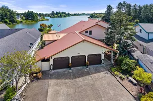 360 Wildwood Ave SE, Ocean Shores, WA 98569 - Photo 2