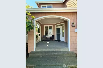 4611 NE 5th Place, Renton, WA 98059 - Photo 4