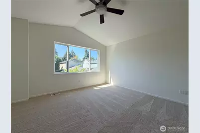 4611 NE 5th Place, Renton, WA 98059 - Photo 18