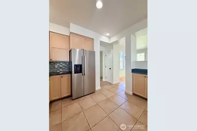 4611 NE 5th Place, Renton, WA 98059 - Photo 14