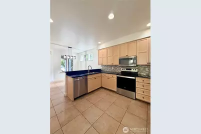 4611 NE 5th Place, Renton, WA 98059 - Photo 10