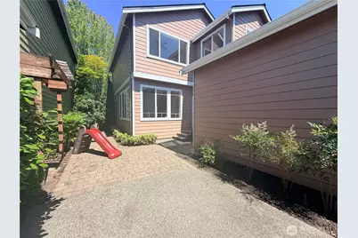 4611 NE 5th Place, Renton, WA 98059 - Photo 32