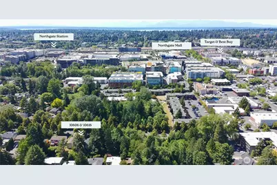 10606 Roosevelt Way NE, Seattle, WA 98125 - Photo 2