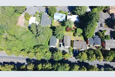 10606 Roosevelt Way NE, Seattle, WA 98125 - Photo 4