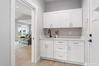 316 W 3rd Street, Everson, WA 98247 - Photo 28