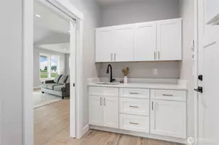 316 W 3rd St, Everson, WA 98247 - Photo 28