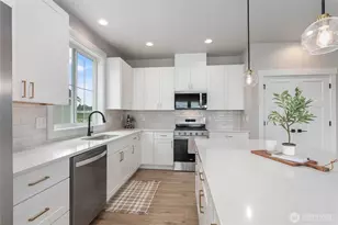 316 W 3rd St, Everson, WA 98247 - Photo 6