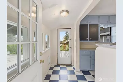 5821 3rd Avenue NW, Seattle, WA 98107 - Photo 8