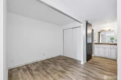 511 E Roy St #213, Seattle, WA 98102 - Photo 22