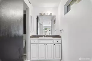 511 E Roy St, Seattle, WA 98102 - Photo 24