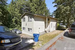 10616 Roosevelt Way NE, Seattle, WA 98125 - Photo 6
